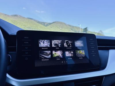 Škoda Kamiq 1.0 TSI Style - fotografia 52