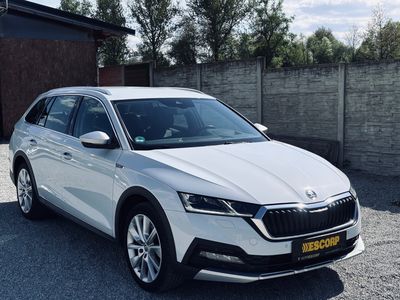 Škoda Octavia Combi 2.0 TDI Scout 4x4 DSG - fotografia 15