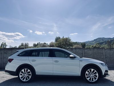 Škoda Octavia Combi 2.0 TDI Scout 4x4 DSG - 3