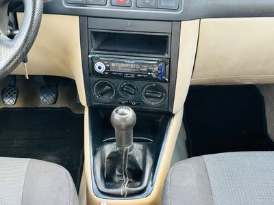 Volkswagen Golf Variant 1.9 TDI Comfortline - fotografia 26