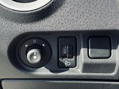 Citroën C3 1.4 54kw, r.v 4/2009, 5dv., M5, LPG - fotografia 22
