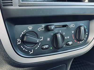 Citroën C3 1.4 54kw, r.v 4/2009, 5dv., M5, LPG - fotografia 24