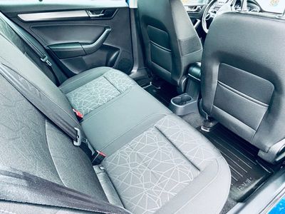 Škoda Rapid Spaceback SB 1.0 TSI 110k Extra EU6 - fotografia 30