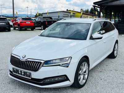 Škoda Superb Combi 2.0 TDI SCR Style DSG - fotografia 10