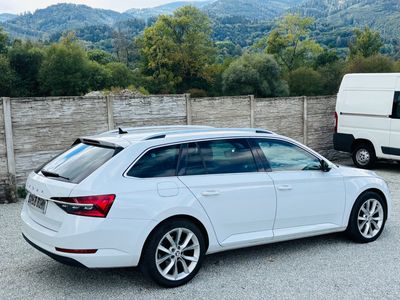 Škoda Superb Combi 2.0 TDI SCR Style DSG - fotografia 16