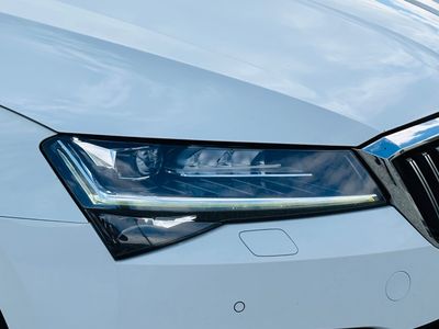 Škoda Superb Combi 2.0 TDI SCR Style DSG - fotografia 22