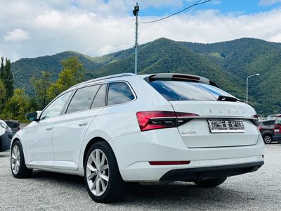 Škoda Superb Combi 2.0 TDI SCR Style DSG - fotografia 8