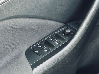 Škoda Kamiq 1.0 TSI Style - fotografia 39