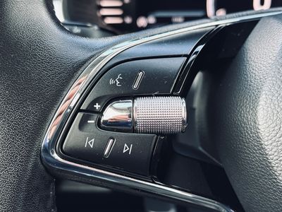 Škoda Kamiq 1.0 TSI Style - fotografia 44