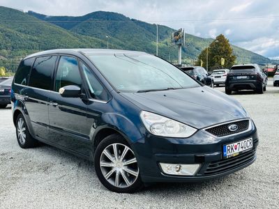 Ford Galaxy 2.0 TDCi Trend - fotografia 20