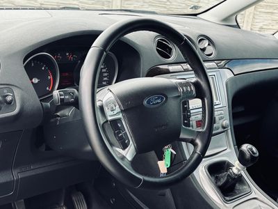 Ford Galaxy 2.0 TDCi Trend - fotografia 37