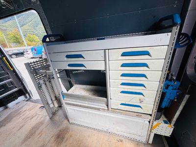 Volkswagen Crafter 2.0 TDI 130kw (L2H2) pojazdná dielňa - 3