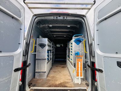 Volkswagen Crafter 2.0 TDI 130kw (L2H2) pojazdná dielňa - fotografia 34