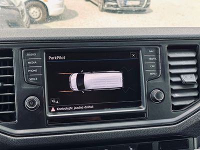 Volkswagen Crafter 2.0 TDI 130kw (L2H2) pojazdná dielňa - fotografia 8