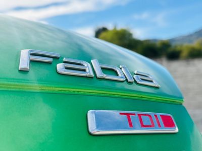 Škoda Fabia Combi 1.6 TDI 105k Elegance - fotografia 25