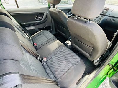 Škoda Fabia Combi 1.6 TDI 105k Elegance - fotografia 27