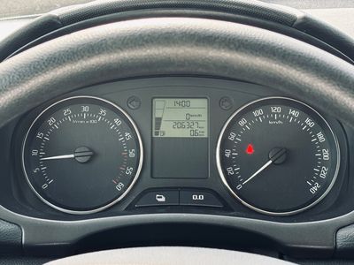 Škoda Fabia Combi 1.6 TDI 105k Elegance - fotografia 40