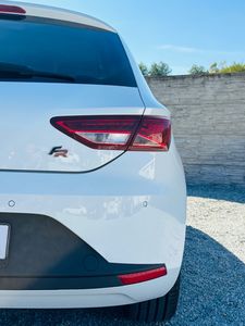 Seat Leon 1.8 TSI Ecomotive FR - fotografia 32