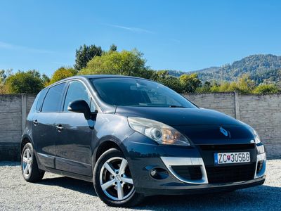 Renault Grand Scénic 1.9 dCi Advantage