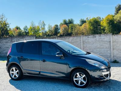 Renault Grand Scénic 1.9 dCi Advantage - fotografia 13
