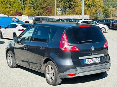 Renault Grand Scénic 1.9 dCi Advantage - fotografia 17