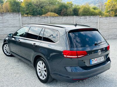 Volkswagen Passat Variant 2.0 TDI 190k BMT Highline DSG Business - fotografia 28
