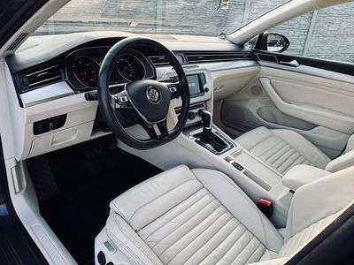 Volkswagen Passat Variant 2.0 TDI 190k BMT Highline DSG Business - fotografia 38