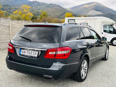 Mercedes-Benz E trieda Kombi 350 CDI 4matic Blue Avantgarde - fotografia 18