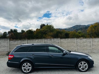 Mercedes-Benz E trieda Kombi 350 CDI 4matic Blue Avantgarde - 2