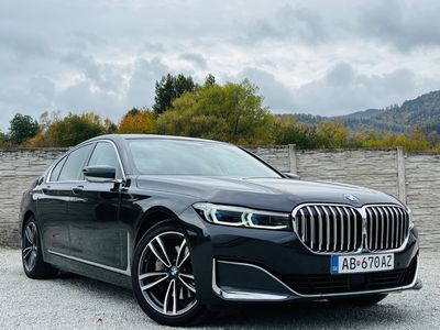 BMW Rad 7 730d mHEV xDrive A/T