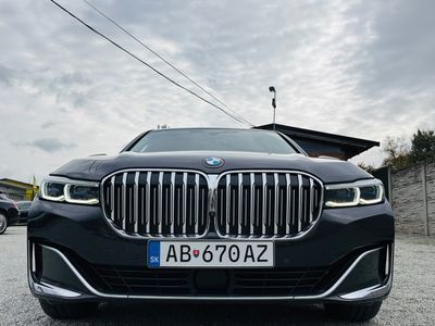 BMW Rad 7 730d mHEV xDrive A/T - fotografia 12