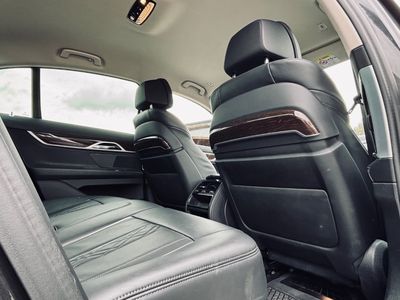 BMW Rad 7 730d mHEV xDrive A/T - fotografia 37