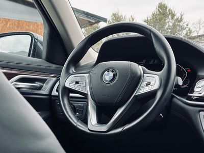 BMW Rad 7 730d mHEV xDrive A/T - fotografia 38