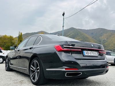 BMW Rad 7 730d mHEV xDrive A/T - fotografia 8