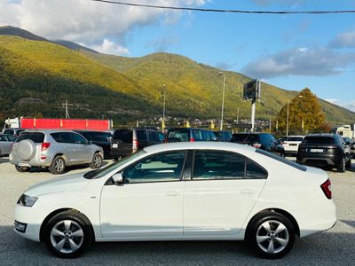 Škoda Rapid 1.2 TSI 110k Drive - fotografia 22