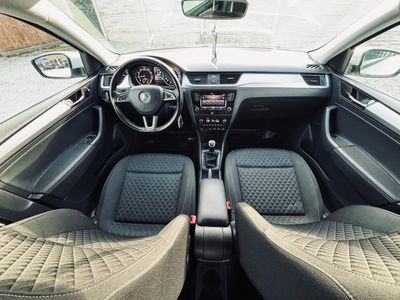 Škoda Rapid 1.2 TSI 110k Drive - fotografia 37
