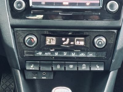 Škoda Rapid 1.2 TSI 110k Drive - fotografia 42
