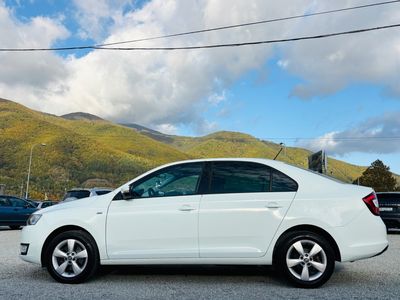 Škoda Rapid 1.2 TSI 110k Drive - fotografia 9