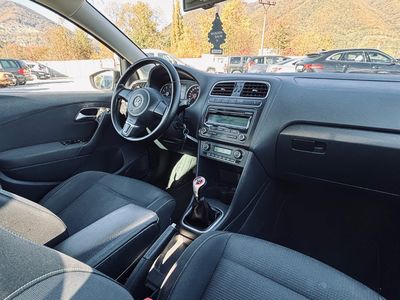 Volkswagen Polo 1.2 TSI Highline - fotografia 17