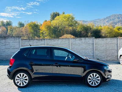 Volkswagen Polo 1.2 TSI Highline - 2