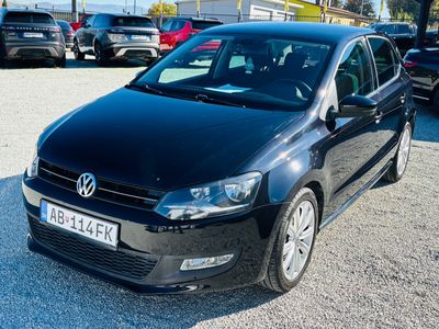 Volkswagen Polo 1.2 TSI Highline - fotografia 9
