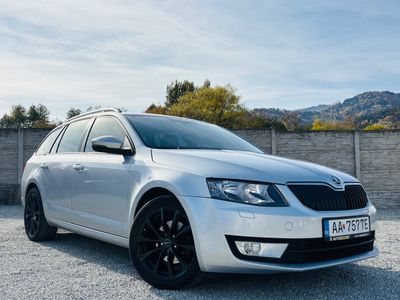 Škoda Octavia Combi 2.0 TDI Business DSG