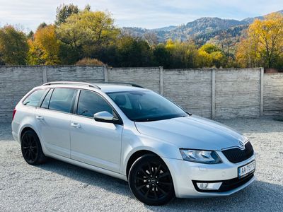 Škoda Octavia Combi 2.0 TDI Business DSG - fotografia 7