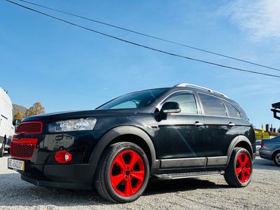 Chevrolet Captiva 2.2 D 4x4 LTZ 7m - fotografia 10