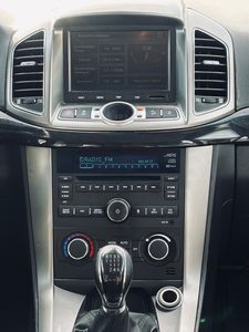 Chevrolet Captiva 2.2 D 4x4 LTZ 7m - fotografia 30