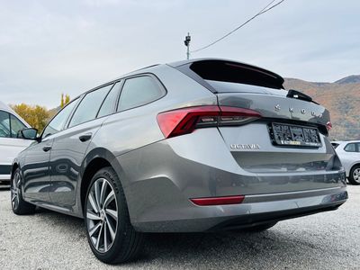 Škoda Octavia Combi 2.0 TDI SCR Style DSG - fotografia 19