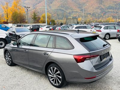 Škoda Octavia Combi 2.0 TDI SCR Style DSG - fotografia 20
