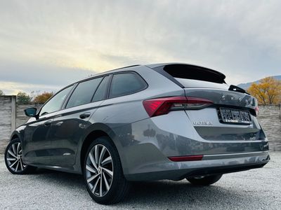 Škoda Octavia Combi 2.0 TDI SCR Style DSG - fotografia 27