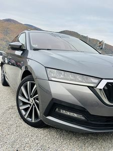 Škoda Octavia Combi 2.0 TDI SCR Style DSG - fotografia 30