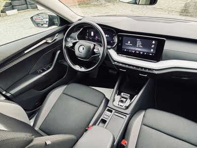 Škoda Octavia Combi 2.0 TDI SCR Style DSG - fotografia 35